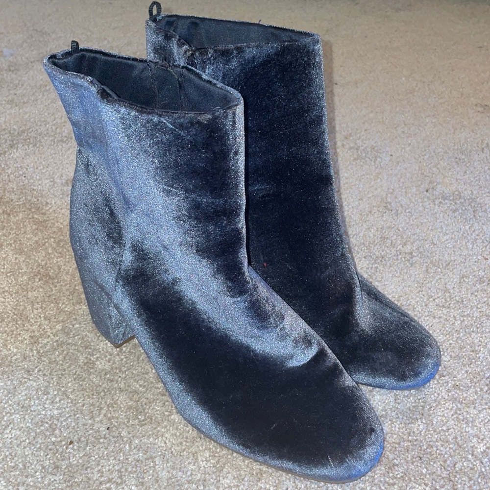 Blue Velvet Heeled Boots